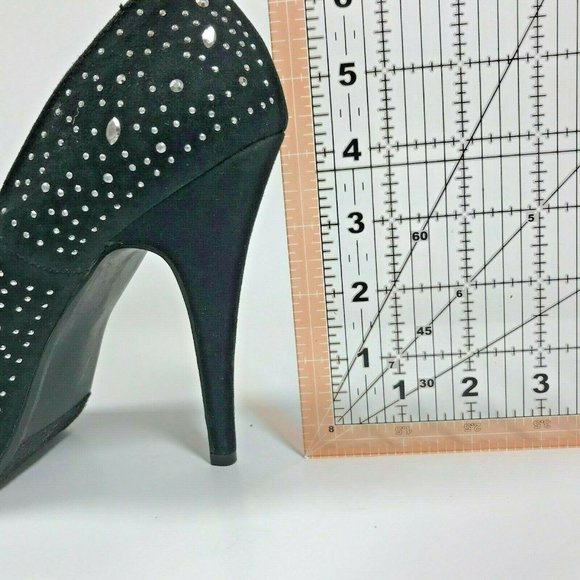 Bongo Fame sz 6 stiletto metallic studs black sued - Picture 11 of 12